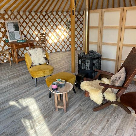 Hotel Luxe Yurt Koudekerke Esterno foto